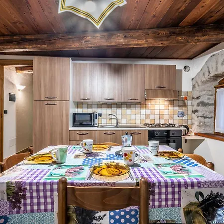 Les Cors-2 By Interhome Lejlighed Fenis